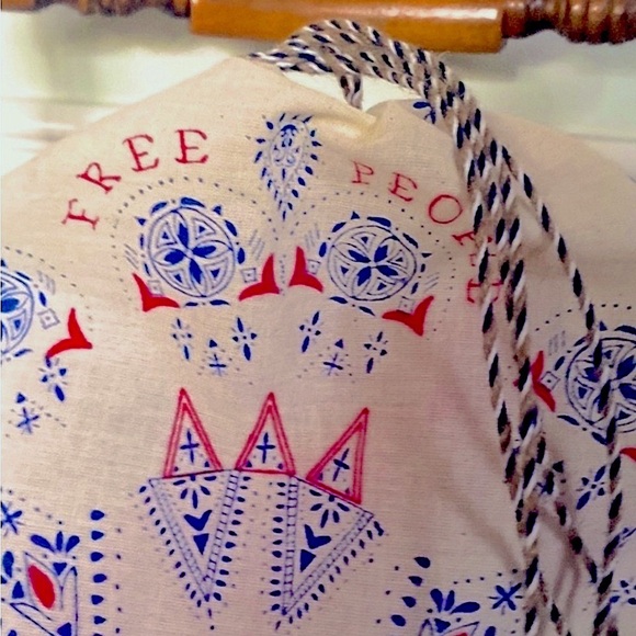 Scandinavian Violet Purple Euro Wrap Open Knit Slouchy Pocket Artisan Corner NEW - Picture 14 of 16